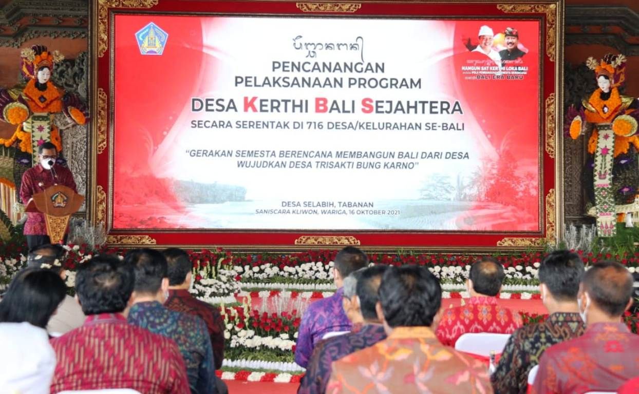 podiumnews.com-Bupati Tabanan Dukung Program Desa Kerthi Bali Sejahtera Pemprov Bali